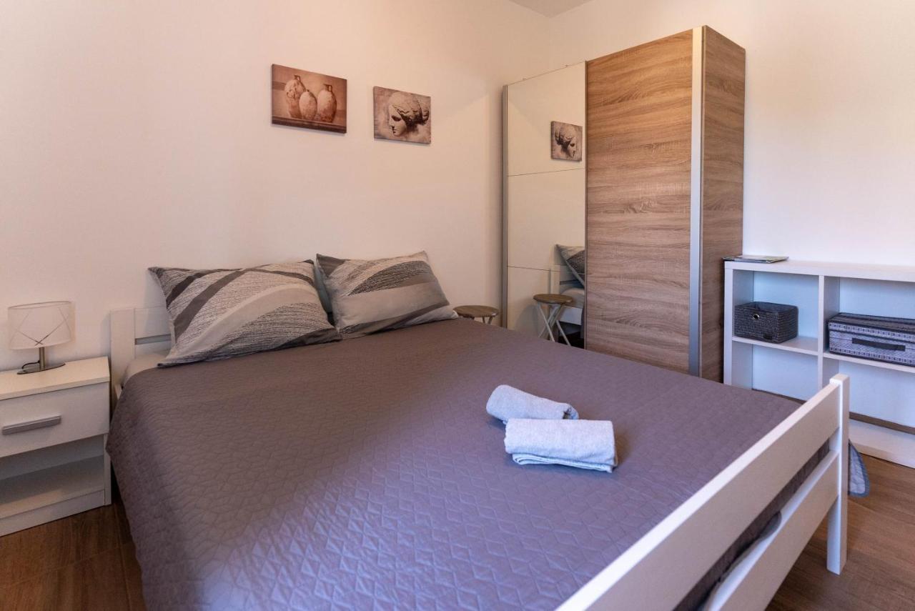 Briuni Riviera Apartment Pula Extérieur photo