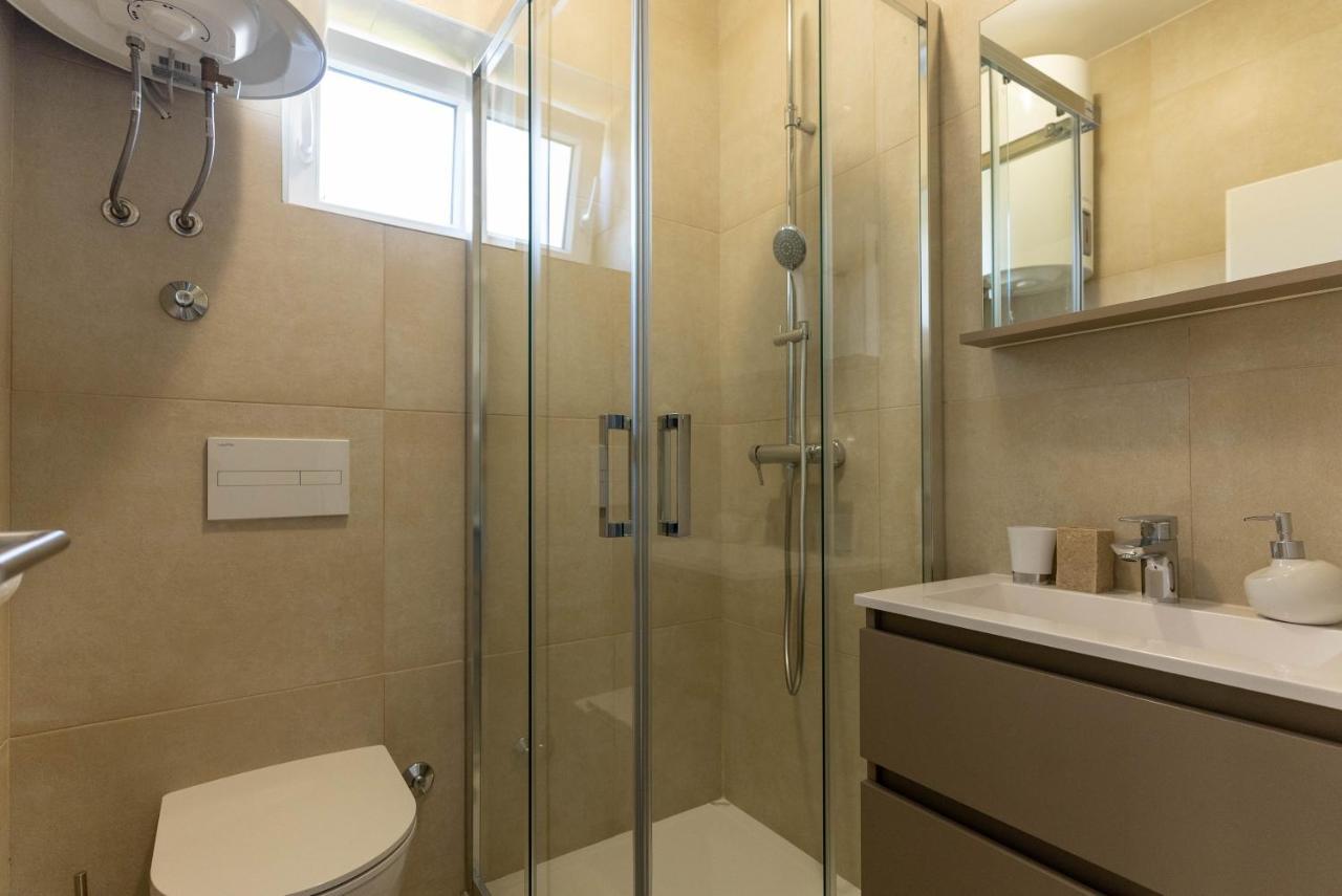 Briuni Riviera Apartment Pula Extérieur photo